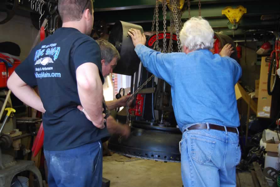 an engine moving day