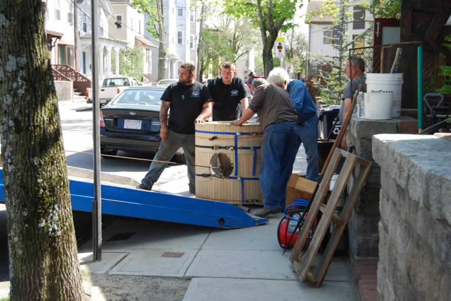 an engine moving day